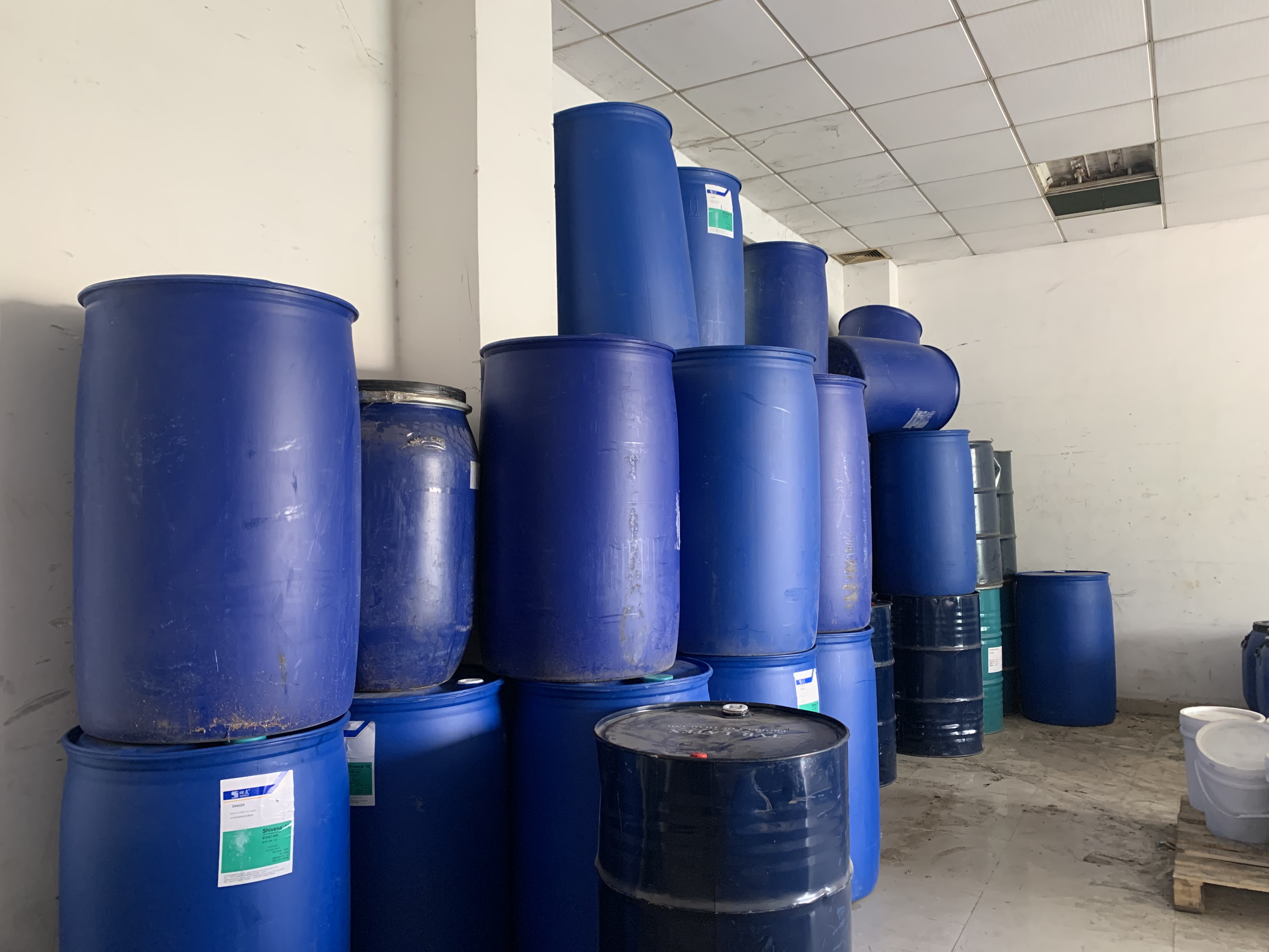 金立基禮盒膠應(yīng)用廣泛