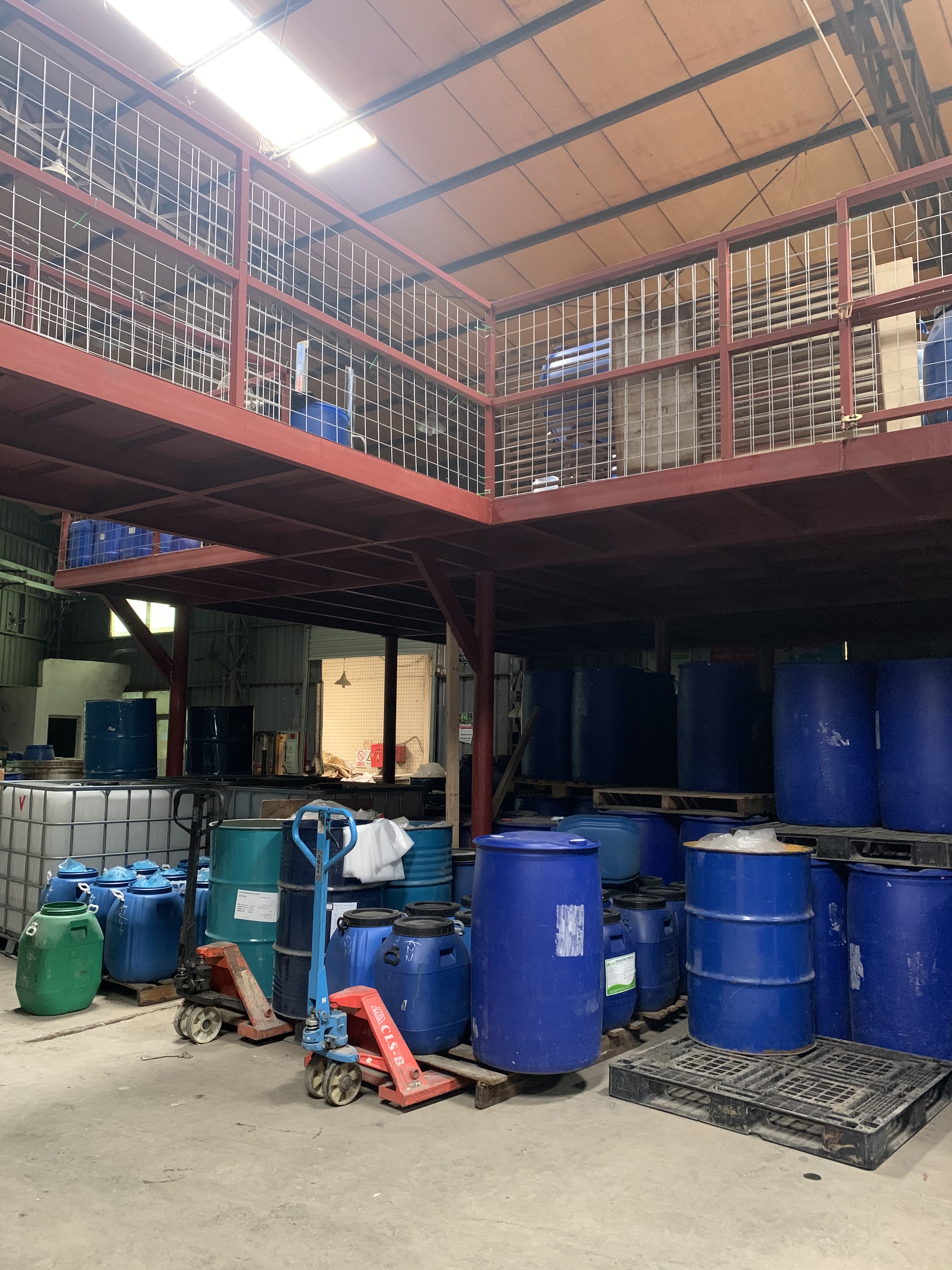 適用銅版紙禮盒膠水廠家