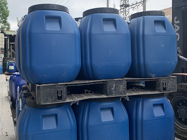 金立基固含量高糊盒膠水發(fā)貨現(xiàn)場(chǎng)